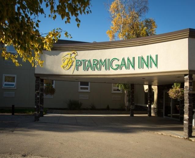 Ptarmigan Inn Hay River 외부 사진